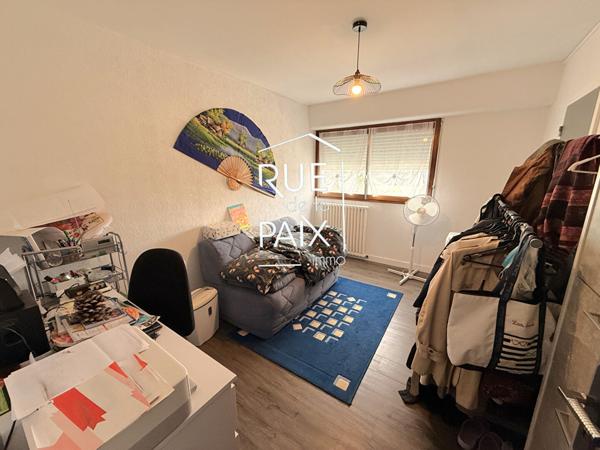 86100 CHATELLERAULT Appartement T3 lumineux et rénové - 73 m² avec Balcon, Parking & Cave