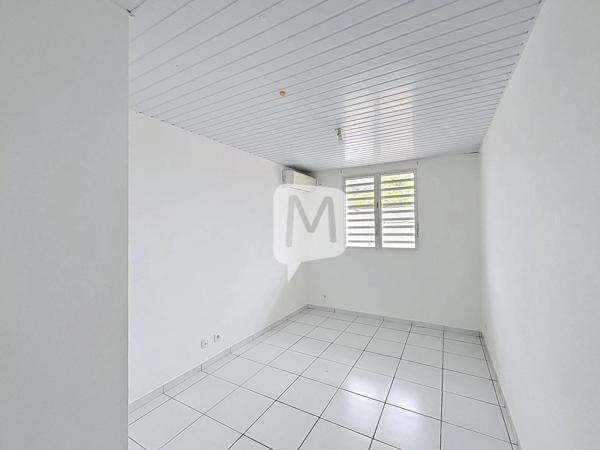 Dpt Guyane (973), à louer REMIRE-MONTJOLY maison T4 de 80.32 m²