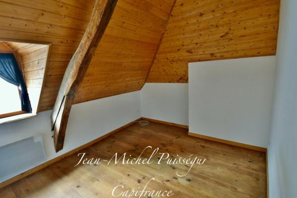 Immeuble à vendre SAINT BEAT LEZ (31) 4 Apprtements du T2 au T3