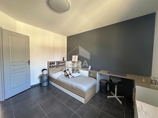 A VENDRE 83470 SAINT MAXIMIN LA SAINTE BAUME  MAISON TYPE 5 DE 106M² SUR 388 M² DE JARDIN