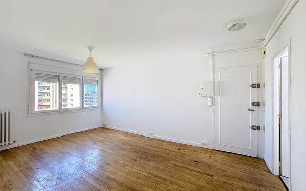 Appartement à vendre    3 pièces • 55 m2 Tours