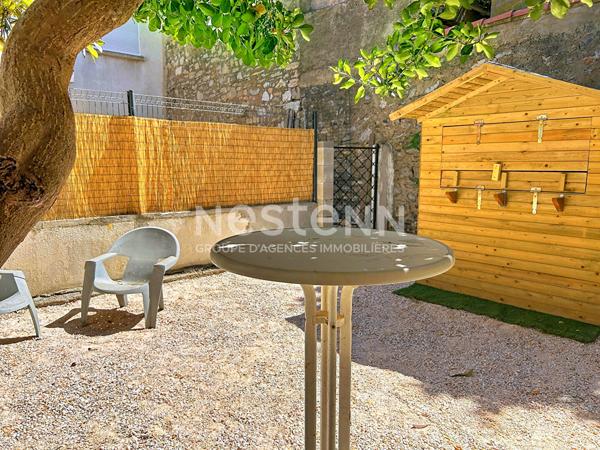 APPARTEMENT T3 AVEC COUR A PORT-LA-NOUVELLE