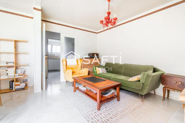 Appartement  T4, à vendre, à Montigny-Le-Bretonneux, proche Gare( St Quentin en Yvelines), commerces, Facs, tout en étant calme( piéton)!