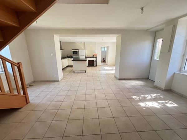 A VENDRE - GERMIGNY SUR LOIRE - Maison independante 2 chambres possible +