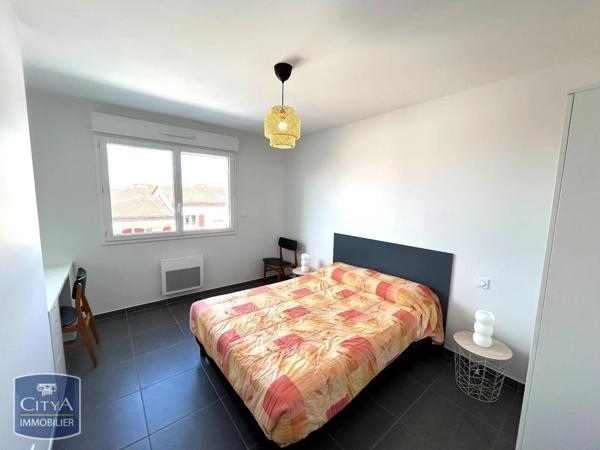 Appartement à louer 2 pièces 42.7m² Albi (81000)