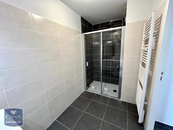 Appartement à louer 2 pièces 42.7m² Albi (81000)