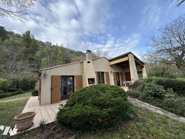 Rochemaure, maison individuelle de 128m2 hab , parcelle 12 385m2.