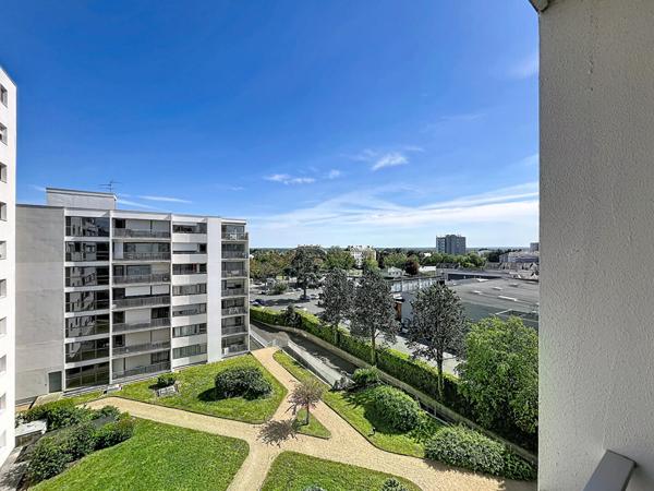 Appartement Angers 2 pièce(s) 67.81 m2