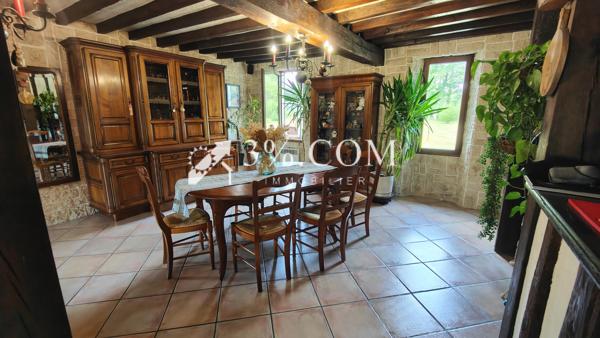 Maison
                                                                                                                                                                                                                                                                                                                        8 pièce(s)                                                                                                                                                                                                          6 chambre(s)                                                                                                                                                                                                          232.24  m²