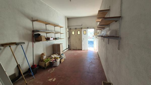 Pavillon Plain-Pied sur terrain clos et arboré, 3 chambres, proche bus et commerces