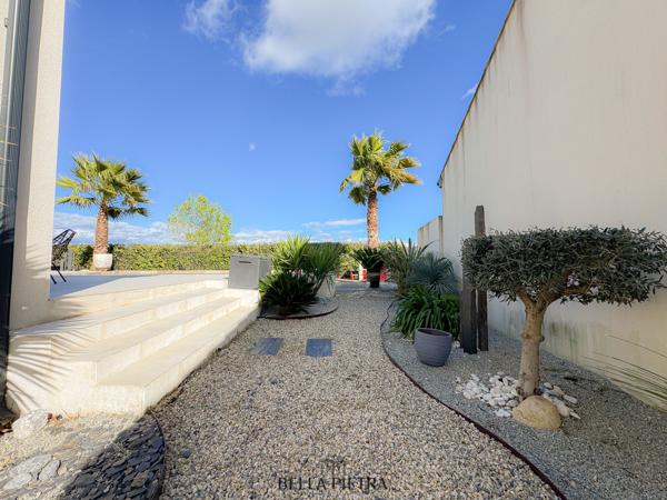 Restinclières (34160) Villa 4 pièces de 114m2 avec piscine et garage