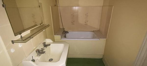 Immeuble à vendre MUROL (63)