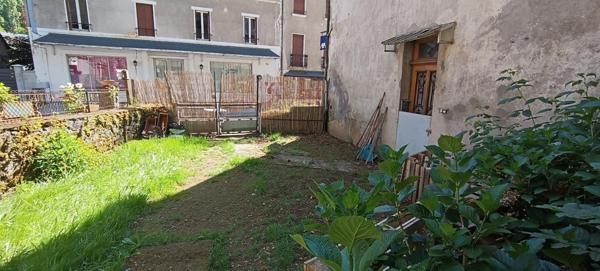 Immeuble à vendre MUROL (63)