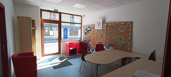 Immeuble à vendre MUROL (63)