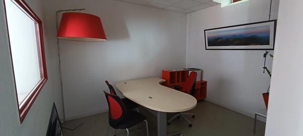 Immeuble à vendre MUROL (63)