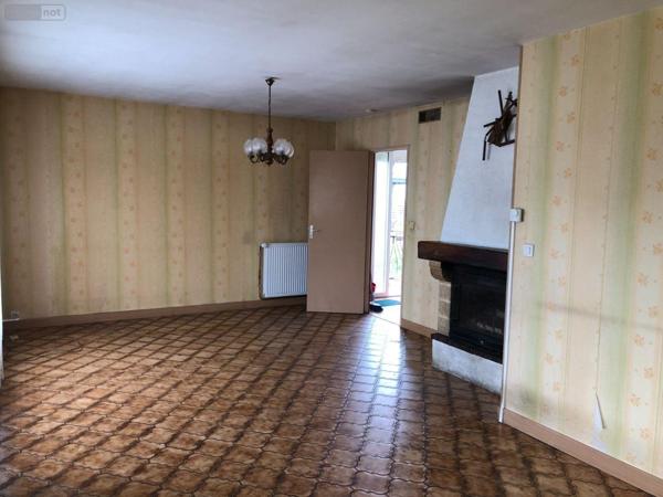Pavillon à vendre à Issoudun dans l'Indre (36100), ref : 11813/1520