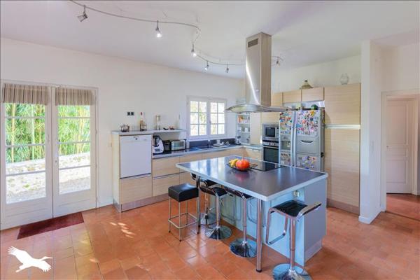 Maison à vendre |  Auch |  10 pièces | 300 m²