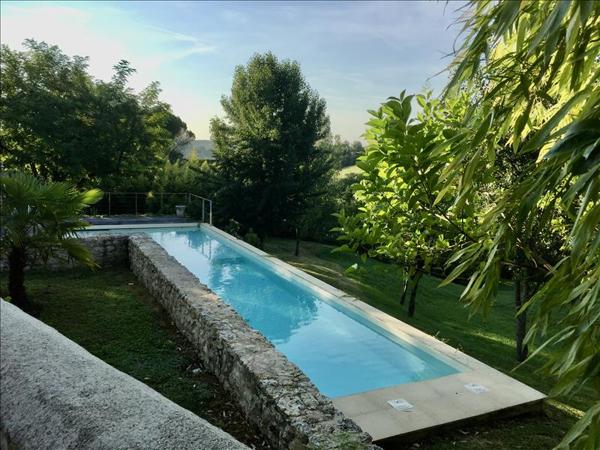 Maison à vendre |  Auch |  10 pièces | 300 m²