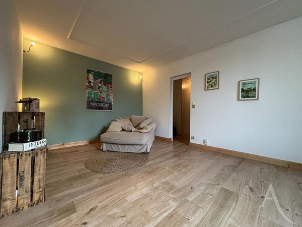 Maison Bourges à deux pas du centre ville avec Jardin garage et local !