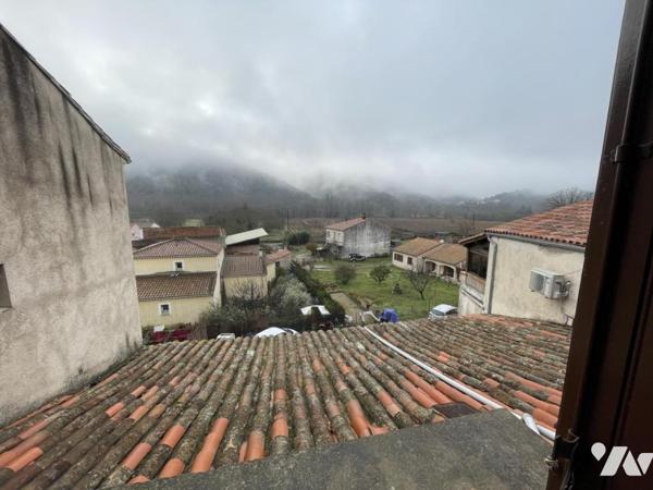 MAISON DE VILLAGE  R+2 AVEC REMISE