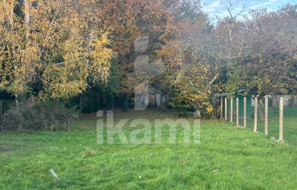 Terrain à Batir de 827 m²