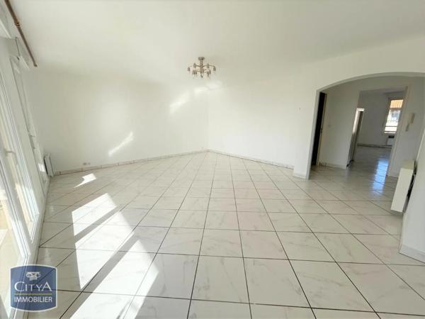 Appartement à louer 5 pièces 123.33m²