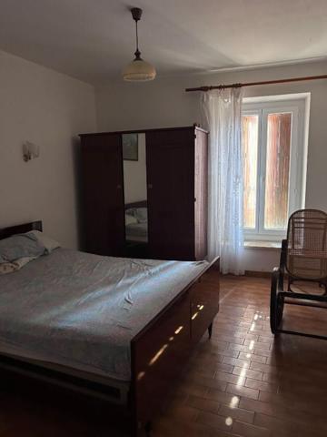 Maison Azille 4 pièce(s) 141.67 m2