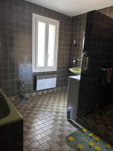 Maison Azille 4 pièce(s) 141.67 m2