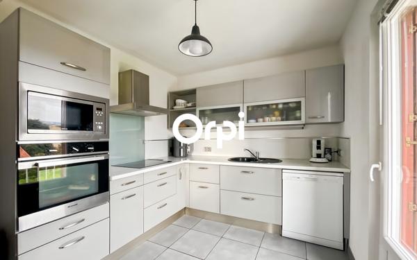 Appartement à vendre    3 pièces • 74,42 m2 La Ciotat