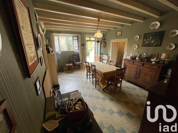 Longère 4 pièces de 120 m² à Saint-Jean-de-Sauves (86330)