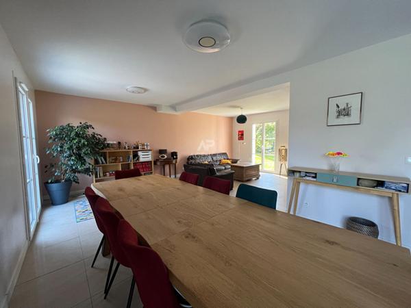 Maison Pontoise 7 pièce(s) 188.68 m² €620 000 ** - Référence 10936