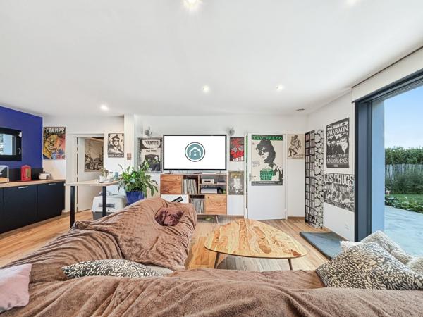 GUIPAVAS : Belle contemporaine d’architecte 7 pièces neuve en viager