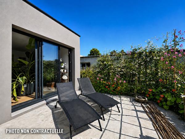 GUIPAVAS : Belle contemporaine d’architecte 7 pièces neuve en viager
