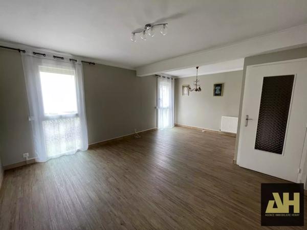 EXCLUSIVITE - MAISON PROX. RIVES DE LA PENFELD - 4 CHAMBRES - JARDIN CLOS - GARAGE