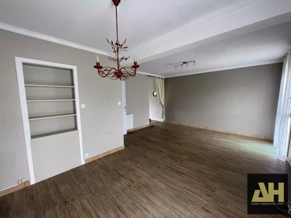 EXCLUSIVITE - MAISON PROX. RIVES DE LA PENFELD - 4 CHAMBRES - JARDIN CLOS - GARAGE