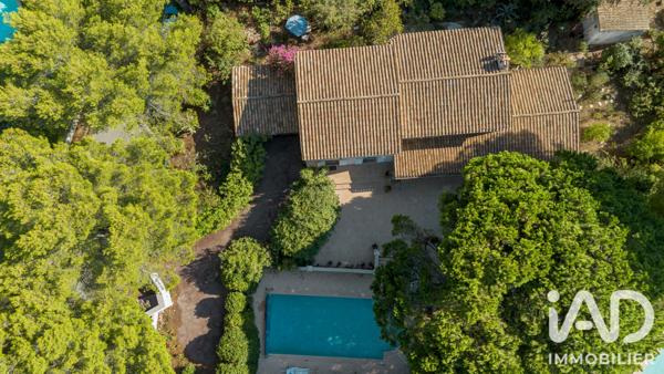 Maison à vendre 7 pièces 191 m² Antibes