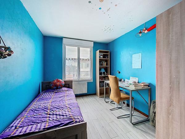 Maison familiale, vie de plain-pied, ouest, jardin, garage, stationnements, C9, écoles, lycée, collège