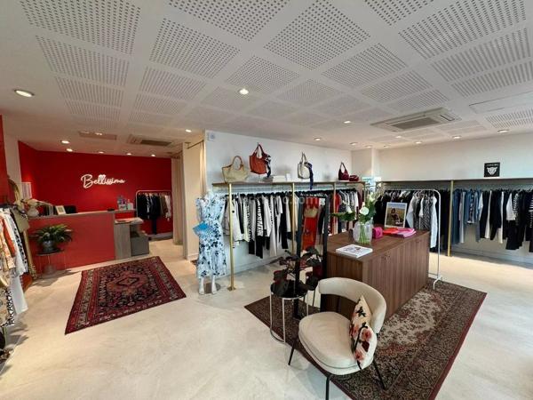 Vente                                                      Fonds de commerce
                        
                                         101 m2                     à Colmar