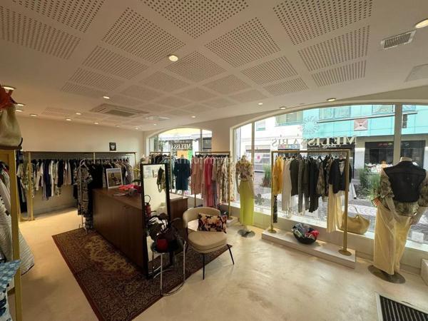 Vente                                                      Fonds de commerce
                        
                                         101 m2                     à Colmar