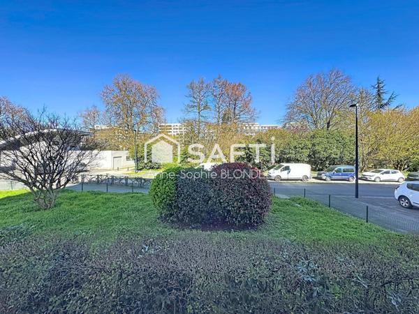 BORDEAUX Appartement 3 chambres, double garage et cave