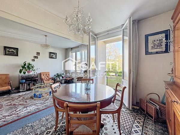 BORDEAUX Appartement 3 chambres, double garage et cave