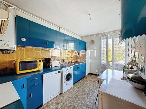 BORDEAUX Appartement 3 chambres, double garage et cave