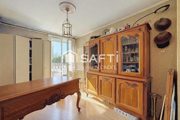 BORDEAUX Appartement 3 chambres, double garage et cave