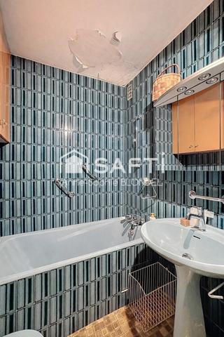 BORDEAUX Appartement 3 chambres, double garage et cave