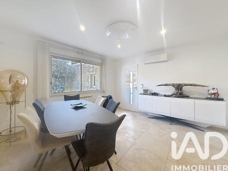 Maison à vendre 6 pièces 136 m² Roquevaire