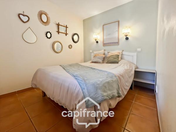 appartement RENOVé AVEC VUE panoramique , double terrasse de 30 m2, 2 chambres, cuisine neuve, place de parking sous la résidence .