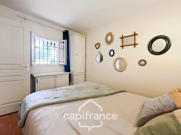 appartement RENOVé AVEC VUE panoramique , double terrasse de 30 m2, 2 chambres, cuisine neuve, place de parking sous la résidence .