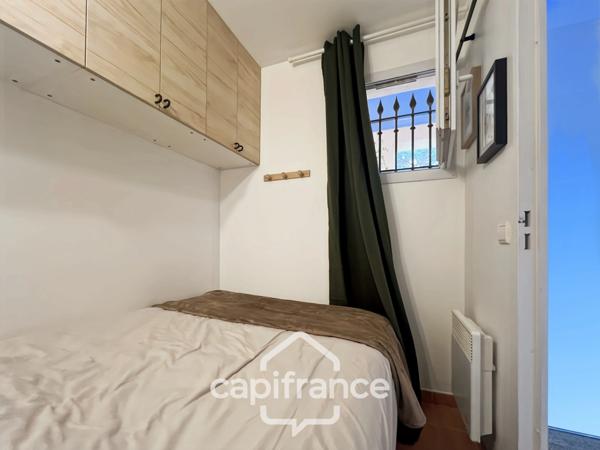 appartement RENOVé AVEC VUE panoramique , double terrasse de 30 m2, 2 chambres, cuisine neuve, place de parking sous la résidence .