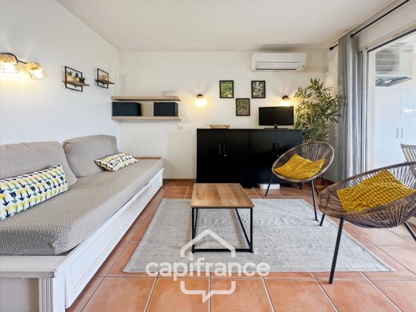 appartement RENOVé AVEC VUE panoramique , double terrasse de 30 m2, 2 chambres, cuisine neuve, place de parking sous la résidence .