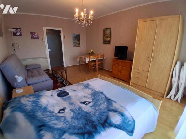 STUDIO avec balcon jolie vue